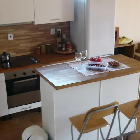 Pri Vode Lodge Kelca