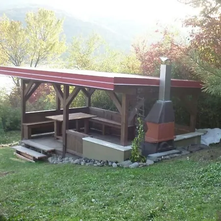 Pri Vode Lodge *